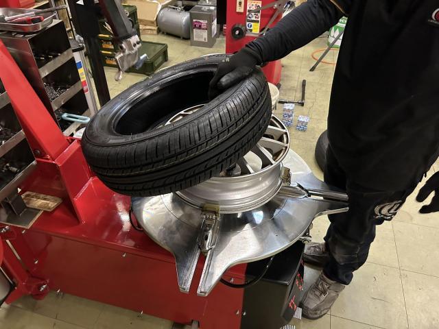 ツーエル 神辺店！日産 モコ 155/65R13 チャンシャン 2本 タイヤ交換！中国製タイヤもツーエルにお任せください(^^)/【広島県 福山市 箕島町 神辺町 岡山県 井原市 笠岡市 倉敷市 】CHENGSHAN フロント パンク