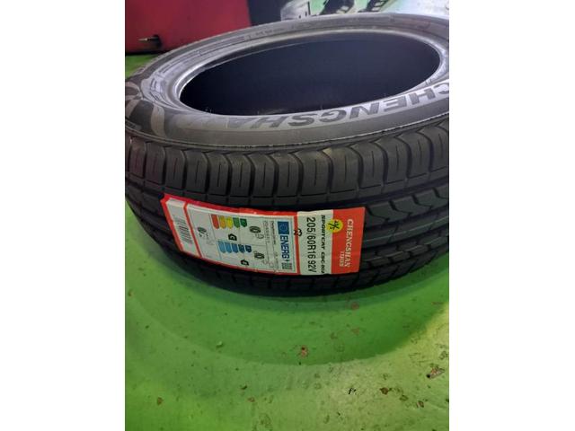 ツーエル 箕島店！マツダ アクセラ 205/60R16 チャンシャン CSC-802 タイヤ交換！海外製タイヤもツーエルにお任せください(^^)/【広島県 福山市 箕島町 神辺町 岡山県 井原市 笠岡市 倉敷市 】買取 アルミホイール 