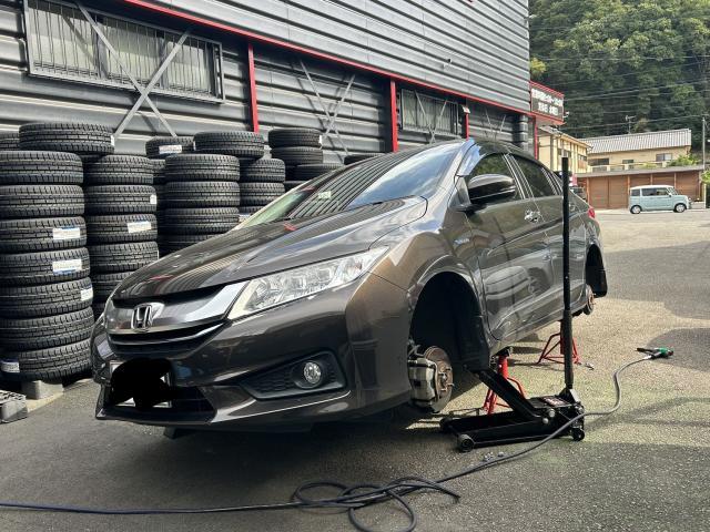 ツーエル 神辺!ホンダ グレイス 185/55R16 TOYO 国産タイヤ交換 ツーエル 神辺!ホンダ グレイス 185/55R16 TOYO 国産タイヤ交換