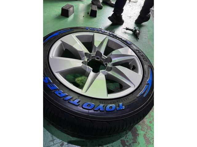 ツーエル 箕島店！トヨタ ハイエース 215/65R17 TOYO H30 ホワイトレター 交換！タイヤカスタムもツーエルにお任せください(^^)/【広島県 福山市 福山駅 西桜町 箕島町 神辺町 岡山県 井原市 笠岡市 倉敷市 山手町】