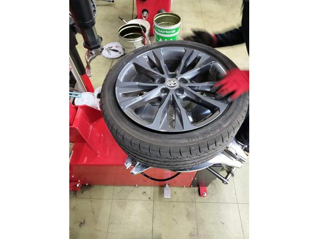 ツーエル 神辺店!トヨタ カローラツーリング 215/45R17 ツーエル 神辺店!トヨタ カローラツーリング 215/45R17