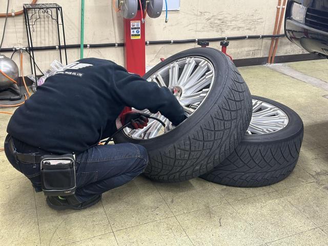 ツーエル 神辺店！トヨタ ランドクルーザー 305/40R22 NITTO NT420S （TOYO）タイヤ交換！取り寄せタイヤもお任せください(^^)/【広島県 福山市 福山駅 西桜町 箕島町 神辺町 岡山県 井原市 笠岡市 倉敷市 】