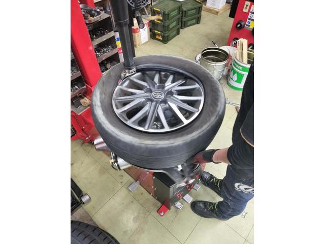 ツーエル 神辺店！トヨタ ヴォクシー 205/60R16 TOYO TRANPATH MP7 タイヤ交換！ミニバンもお任せください(^^)/【広島県 福山市 福山駅 西桜町 箕島町 神辺町 岡山県 井原市 笠岡市 倉敷市 山手町 駅家町 】