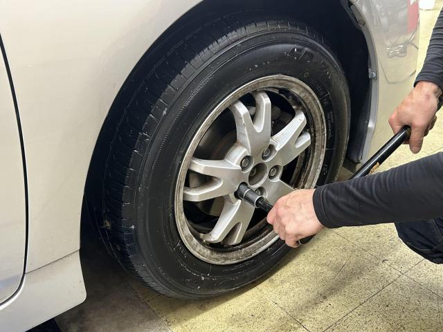 ツーエル 神辺店！トヨタ プリウス 195/65R15 釘を踏んだ為パンク修理！15インチ外側から！パンクタイヤもお任せください(^^)/【広島県 福山市 福山駅 西桜町 箕島町 神辺町 岡山県 井原市 笠岡市 倉敷市 山手町 駅家町 】