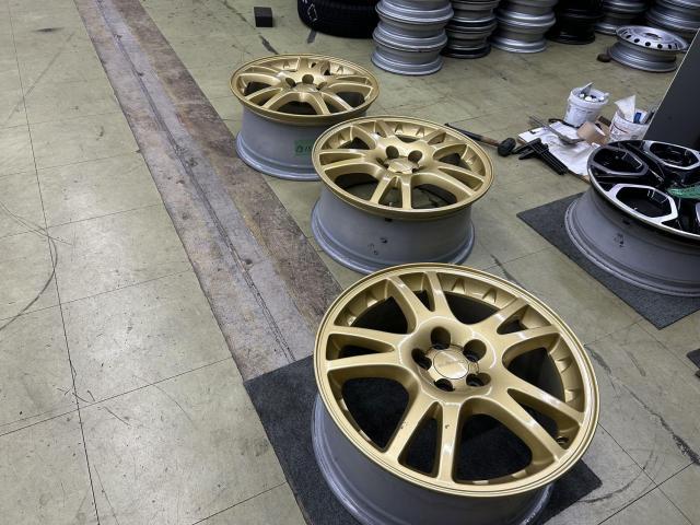 ツーエル 神辺店！スバル レガシィ 落下物踏んでパンク！225/45R17 タイヤ・ホイール交換！中古もお任せください(^^)/【広島県 福山市 福山駅 西桜町 箕島町 神辺町 岡山県 井原市 笠岡市 倉敷市 山手町 駅家町 】