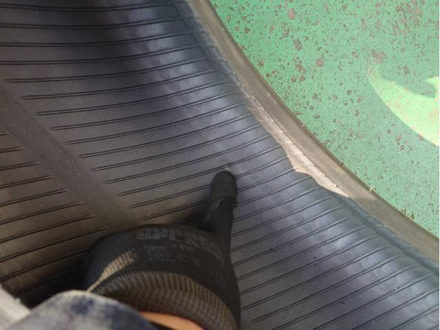 ツーエル 箕島店！パンクの為ご来店！スバル フォレスター 225/55R18 TOYO TRANPATH mp7！パンク・バーストタイヤ交換もお任せください(^^)/【広島県 福山市  箕島町 神辺町 駅家町 岡山県 井原市 笠岡市 倉敷市