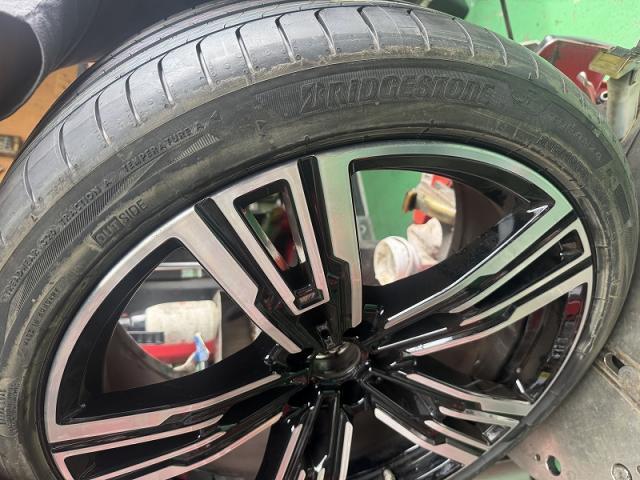 ツーエル 箕島店！ＢＭＷ ７シリーズ ブリヂストン トランザ TURANZA 255/40R21 承認タイヤ交換！外車・輸入車もお任せください(^^)/【広島県 福山市  箕島町 神辺町 駅家町 岡山県 井原市 笠岡市 倉敷市】