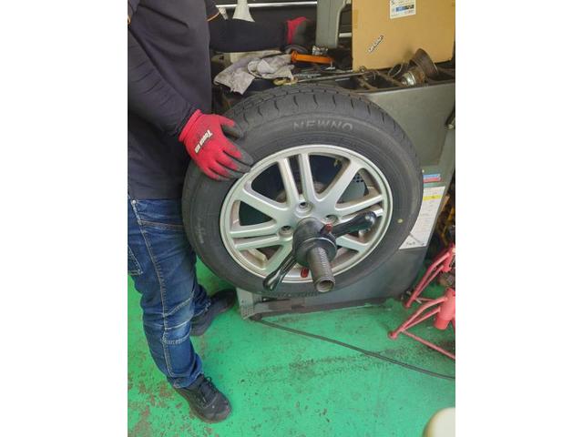 ツーエル 箕島店！軽自動車 ダイハツ  ムーヴ 155/65R14 ブリヂストン ニューノ タイヤ交換！中古タイヤ・ホイール交換もお任せください(^^)/【広島県 福山市  箕島町 神辺町 駅家町 岡山県 井原市 笠岡市 倉敷市】