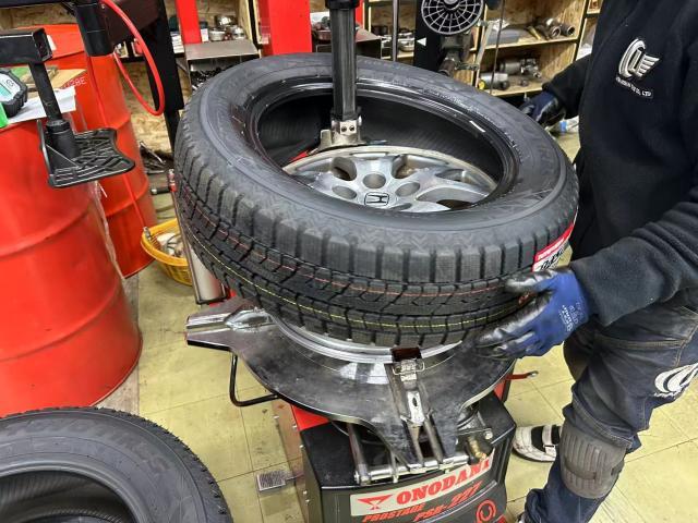 ツーエル 神辺店！ホンダ ステップワゴン 205/60R16 TOYO OBSERVE GIZ2 スタッドレスタイヤ交換！国産冬タイヤもお任せください(^^)/【広島県 福山市  箕島町 神辺町 駅家町 岡山県 井原市 笠岡市 倉敷市】