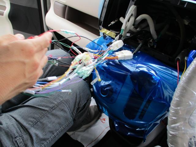 ダイハツ　ムーヴキャンバス　LA800S　ナビ取り付け　ETC取り付け　岡山市北区　岡山市南区　岡山市東区　岡山市中区　倉敷市