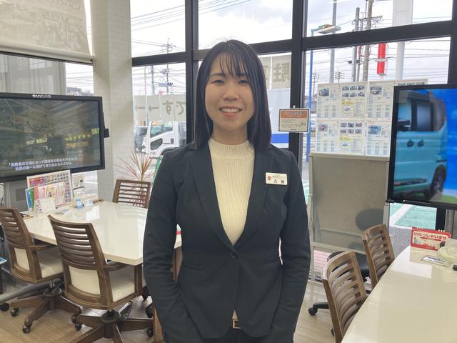 スタッフ紹介2