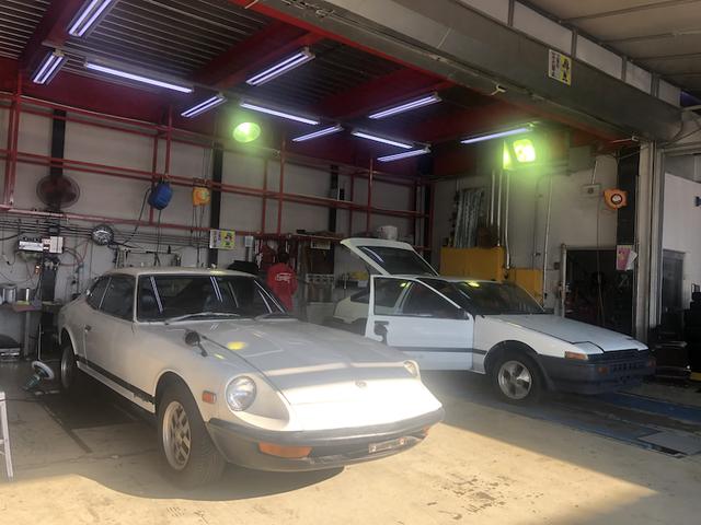 昭和の車たち（田頭）【尾道市　福山市　三原市でお車の整備・車検・メンテナンス・修理　全部マルっと　カープランニング広島　へまかせんさい！！】