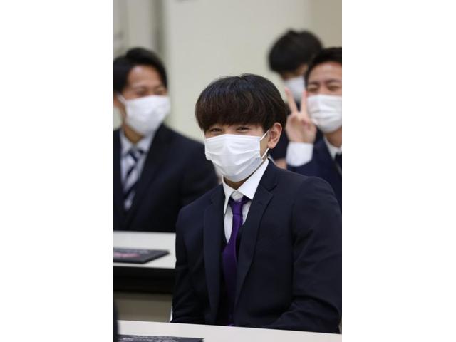 新入社員の元尾翔です！！【尾道市　福山市　三原市でお車の整備・車検・メンテナンス・修理/ 板金・塗装　全部マルっと　カープランニング広島　へまかせんさい！！】