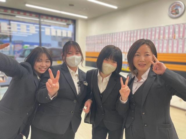 新入社員の江崎優奈です！【尾道市　福山市　三原市でお車の整備・車検・メンテナンス・修理/ 板金・塗装　全部マルっと　カープランニング広島　へまかせんさい！！】