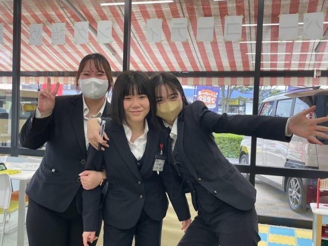 新入社員の江崎優奈です！【尾道市　福山市　三原市でお車の整備・車検・メンテナンス・修理/ 板金・塗装　全部マルっと　カープランニング広島　へまかせんさい！！】