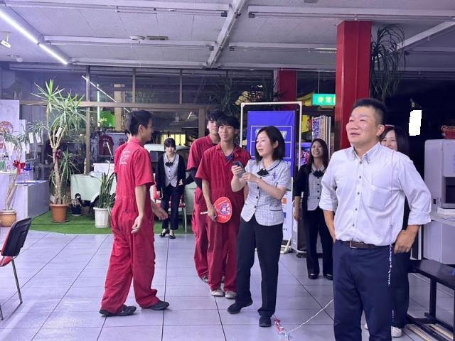 カープランニング創業２０周年目に突入しましたー！！(酒井　旧姓/岡野)【尾道市　福山市　三原市でお車の整備・車検・メンテナンス・修理/ 板金・塗装　全部マルっと　カープランニング広島　へまかせんさい！！】