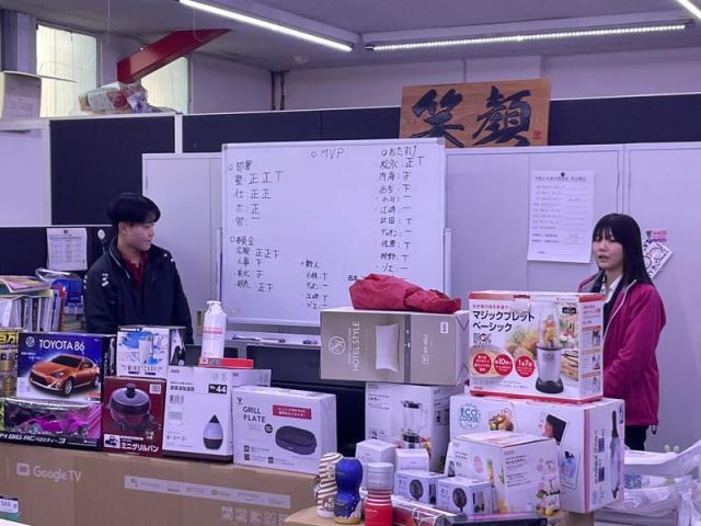 年間表彰式１（田頭）【尾道市　福山市　三原市でお車の整備・車検・メンテナンス・修理/ 板金・塗装　全部マルっと　カープランニング広島　へまかせんさい！！】