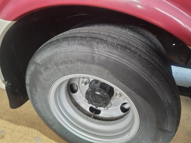 レンタカーバスタイヤ付替（ホリデー・村木）【尾道市　福山市　三原市でお車の整備・車検・メンテナンス・修理/ 板金・塗装　全部マルっと　カープランニング広島　へまかせんさい！！】