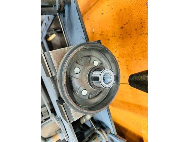 モコ リアハブベアリング交換 (ホリデー狩野)【尾道市　福山市　三原市でお車の整備・車検・メンテナンス・修理/ 板金・塗装　全部マルっと　カープランニング広島　へまかせんさい！！】