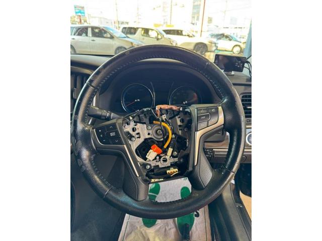 21クラウン ステアリング交換！(小川)【尾道市　福山市　三原市でお車の整備・車検・メンテナンス・修理/ 板金・塗装　全部マルっと　カープランニング広島　へまかせんさい！！】