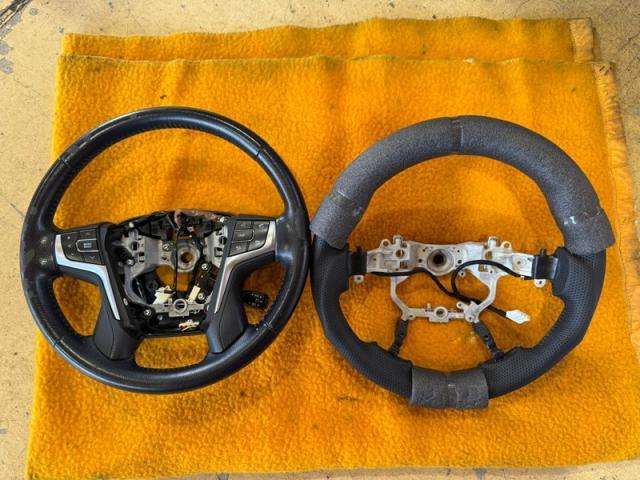 21クラウン ステアリング交換！(小川)【尾道市　福山市　三原市でお車の整備・車検・メンテナンス・修理/ 板金・塗装　全部マルっと　カープランニング広島　へまかせんさい！！】