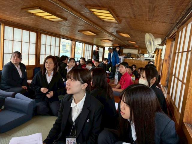 海の上で会議（田頭）【尾道市　福山市　三原市でお車の整備・車検・メンテナンス・修理/ 板金・塗装　全部マルっと　カープランニング広島　へまかせんさい！！】