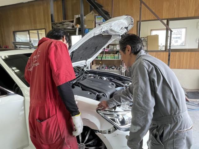 鈑金塗装の越智ヒロト（田頭）【尾道市　福山市　三原市でお車の整備・車検・メンテナンス・修理/ 板金・塗装　全部マルっと　カープランニング広島　へまかせんさい！！】