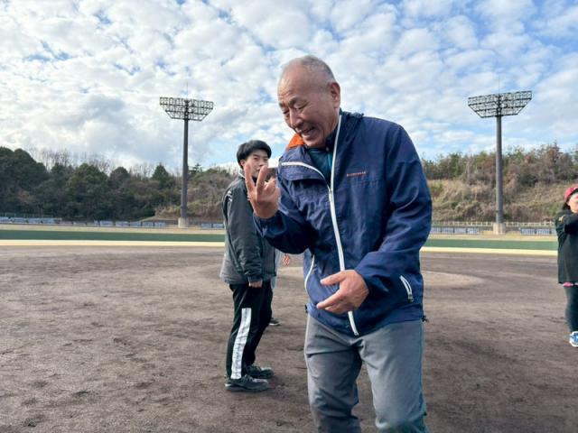 頼れるオヤジ 続き（田頭）【尾道市　福山市　三原市でお車の整備・車検・メンテナンス・修理/ 板金・塗装　全部マルっと　カープランニング広島　へまかせんさい！！】