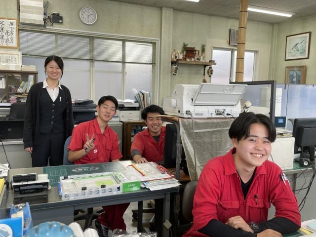 平和な新メンバー（田頭）【尾道市　福山市　三原市でお車の整備・車検・メンテナンス・修理/ 板金・塗装　全部マルっと　カープランニング広島　へまかせんさい！！】
