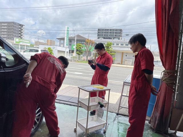 人と人（田頭）【尾道市　福山市　三原市でお車の整備・車検・メンテナンス・修理/ 板金・塗装　全部マルっと　カープランニング広島　へまかせんさい！！】