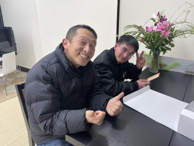 人と人（田頭）【尾道市　福山市　三原市でお車の整備・車検・メンテナンス・修理/ 板金・塗装　全部マルっと　カープランニング広島　へまかせんさい！！】