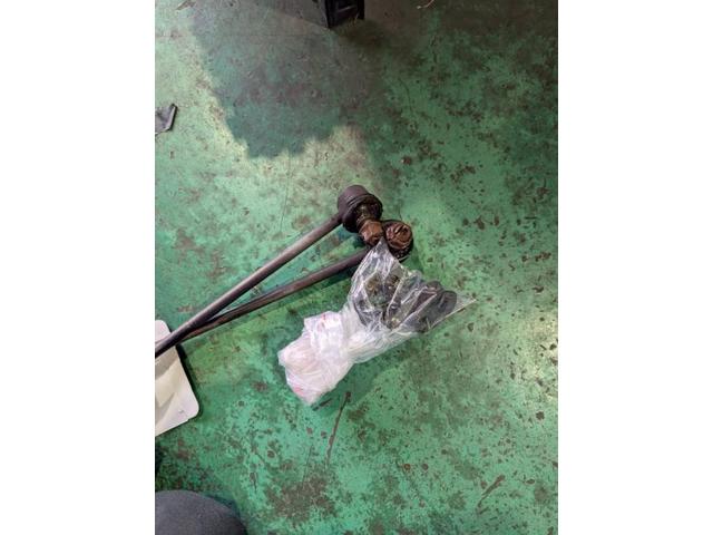 トヨタ　アクア　車検整備【鳥取市　湯梨浜町　三朝町　智頭町　八頭町　岩美町　タイヤ交換　各種パーツ取付　車検　修理　メンテナンスの事ならケイハピネスへ！】