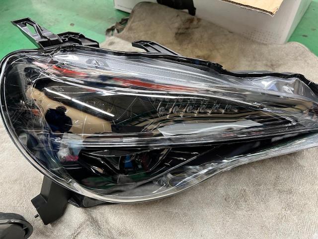 トヨタ86 GT ZN6 フロントバンパー脱着　ヘッドライト脱着　ライト取付　ライト調整　山口県下関市　武久町　幡生駅　
