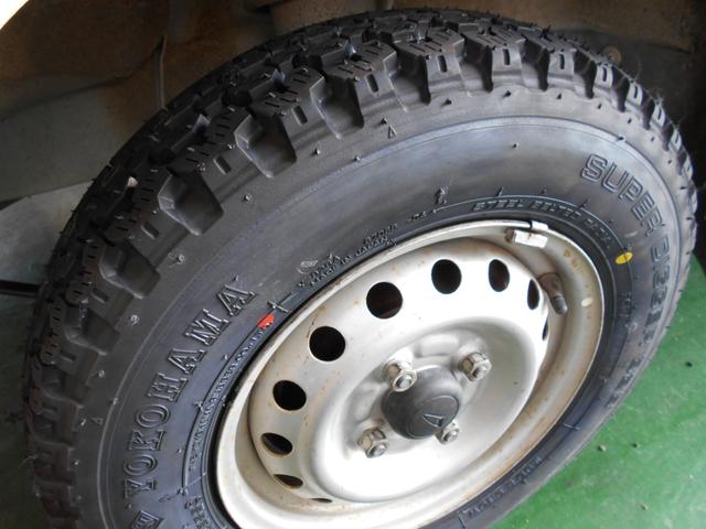 ダイハツ　ハイゼットトラック　タイヤ交換　山口　阿知須　佐山　車のことなら㈱ワイエス自動車へお任せ！