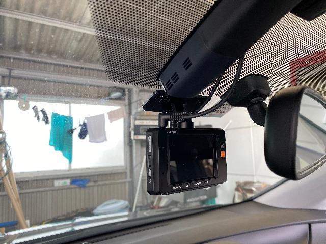 トヨタ　プリウス　2カメラ　ドラレコ取り付け(総社市の新車中古車販売　自動車整備　12か月点検　車検　オイル交換　レンタカーはさのオートセンター）