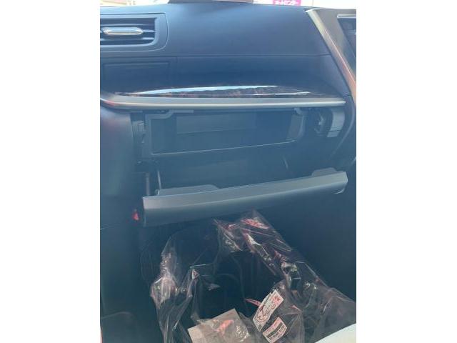 アルファード　ディスプレイオーディオ　純正フリップダウン　DVDプレーヤー取付（総社市　倉敷市　真備町　岡山市　高梁市　新車中古車販売　整備　修理　鈑金塗装　事故修理　12か月点検　車検　オイル交換　レンタカー パーツ持ち込み 　新ガスR1