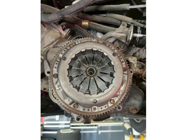 ニッサン　クリッパートラック　クラッチすべり　オーバーホール