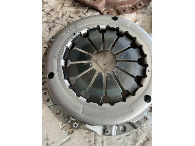 ニッサン　クリッパートラック　クラッチすべり　オーバーホール