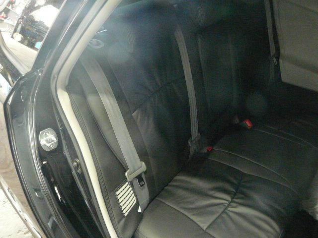 ZVW35　プリウス　クラッツィオシートカバー取り付け　北区　南区　東区　中区