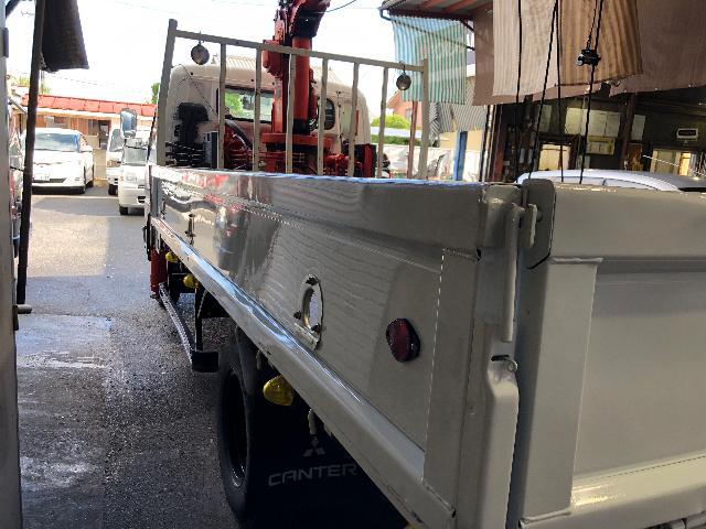 三菱ふそう キャンタークレーン 荷台アオリ曲がり修理 荷台塗装 三菱ふそう キャンタークレーン 荷台アオリ曲がり修理 荷台塗装
