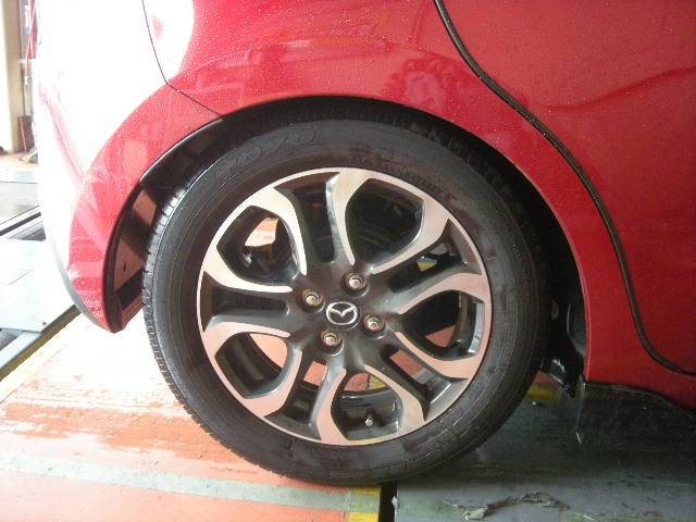 デミオの車高調取り付け