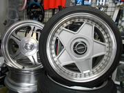 なかなか手に入らないパーツも一緒に探します！