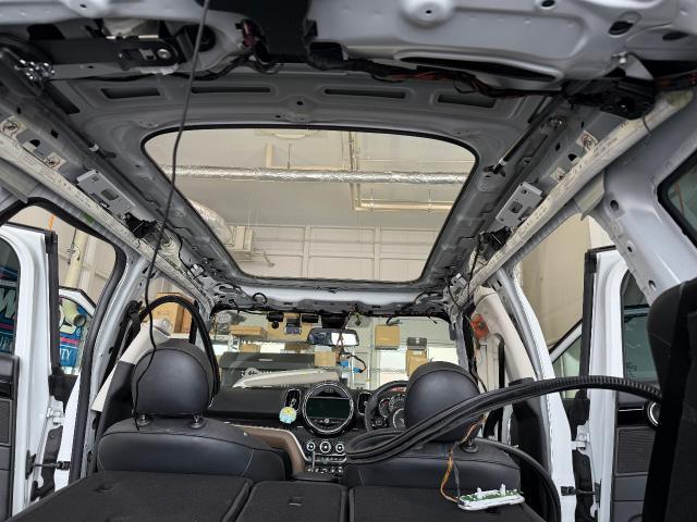 MINI F60 サンルーフが閉まらない サンルーフ異音
菊池市 山鹿市 合志市 菊陽町 大津町 熊本市北区 東区 中央区 西区 南区 阿蘇市 玉名市 他地域のお客様も大歓迎です!