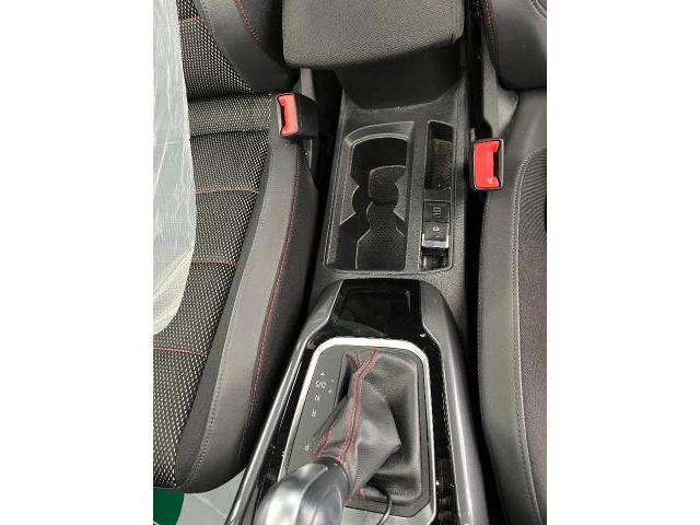 フォルクスワーゲン　Ｔ－ロック　電装系修理
電動パーキングブレーキスイッチ交換菊池市　山鹿市　合志市　菊陽町　大津町　熊本市北区　東区　中央区　西区　南区　阿蘇市　玉名市　他地域のお客様も大歓迎です！