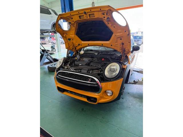 ＭＩＮＩ　F56 クーパーD　車検 エンジンオイル交換　ブレーキオイル交換　バッテリー交換
菊池市　山鹿市　合志市　菊陽町　大津町　熊本市北区　東区　中央区　西区　南区　阿蘇市　玉名市　他地域のお客様も大歓迎です！