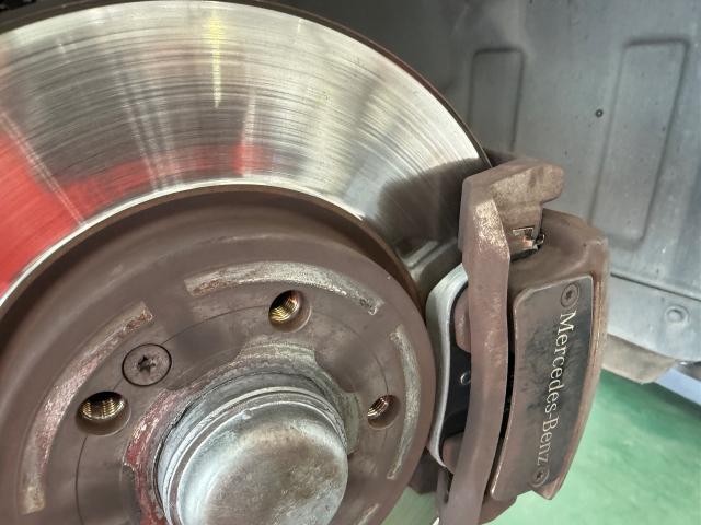 メルセデス・ベンツ　Ｂクラス　ブレーキパッド警告　ブレーキパッド交換　エンジンオイル交換　アドブルー補充
菊池市　山鹿市　合志市　菊陽町　大津町　熊本市北区　東区　中央区　西区　南区　阿蘇市　玉名市　他地域のお客様も大歓迎です！