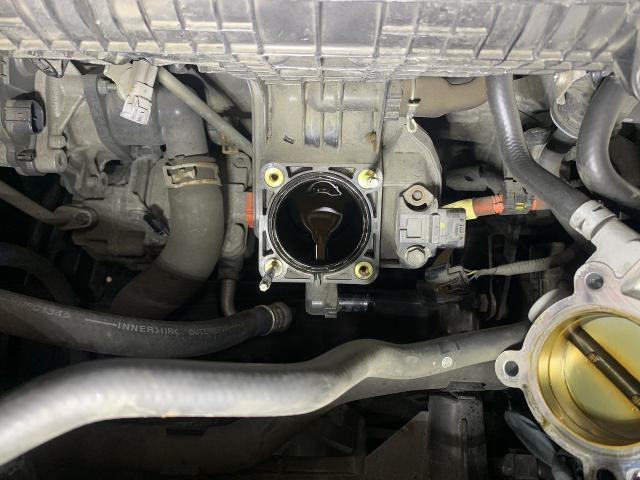 30　プリウス　エンジン異音＆振動　EGR清掃【ゼロピット】 宮崎県宮崎市 西都市 都城市 日向市 延岡市 小林市 他の地域や他県の方も大歓迎！