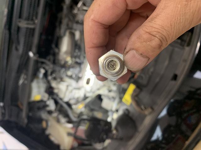 30　プリウス　エンジン異音＆振動　EGR清掃【ゼロピット】 宮崎県宮崎市 西都市 都城市 日向市 延岡市 小林市 他の地域や他県の方も大歓迎！