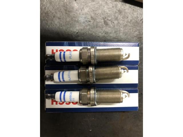 BMW　523ǐツーリング　F11　IGコイル/スパークプラグ交換【ゼロピット】 宮崎県宮崎市 西都市 都城市 日向市 延岡市 小林市 他の地域や他県の方も大歓迎！