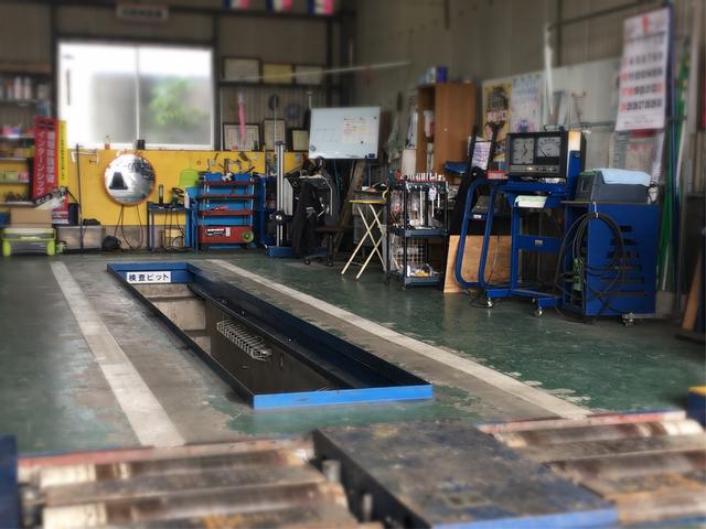 車検点検検査ラインを完備しております。